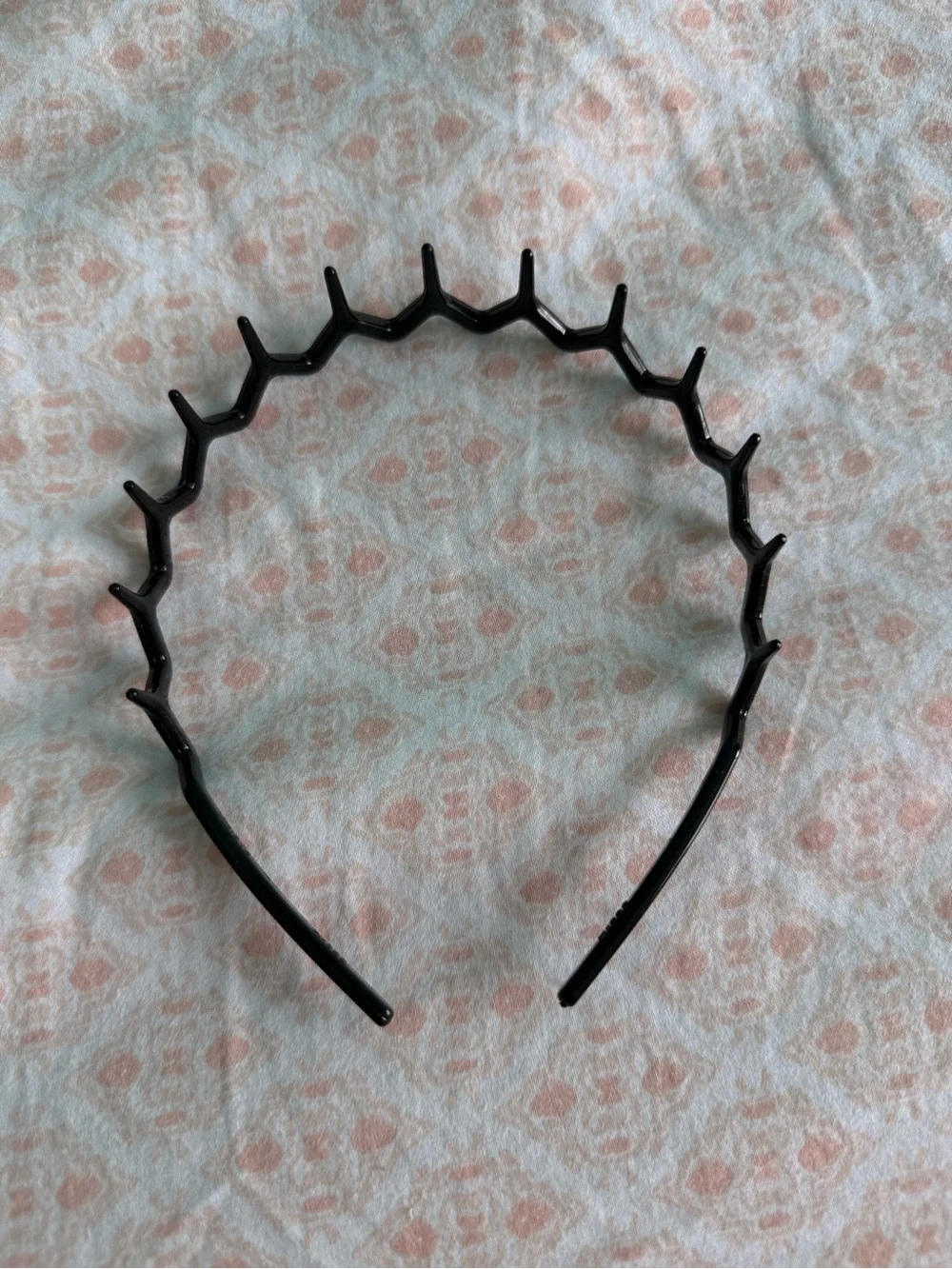 Zigzag Plastic Headband - Black and Tortoiseshell